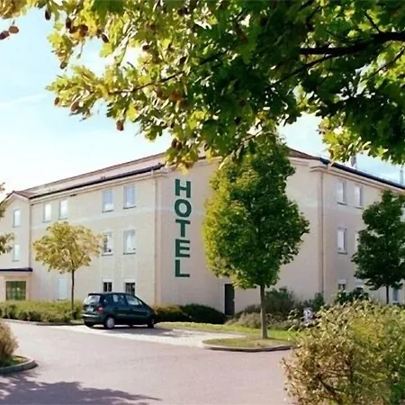 Arc Hotel 3*