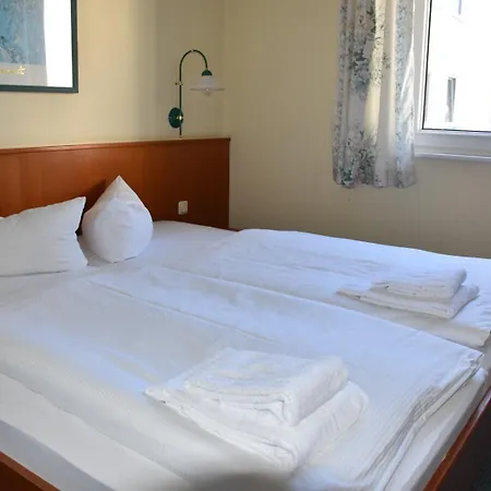 Arc Hotel